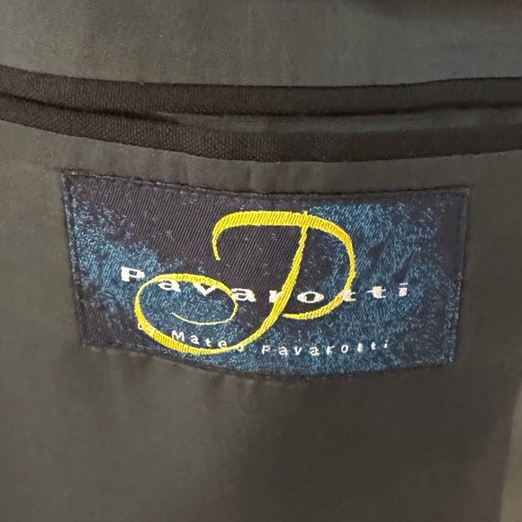 Three Piece Mens Tuxedo with Black Blazer and Trousers - Picture 8 of 17